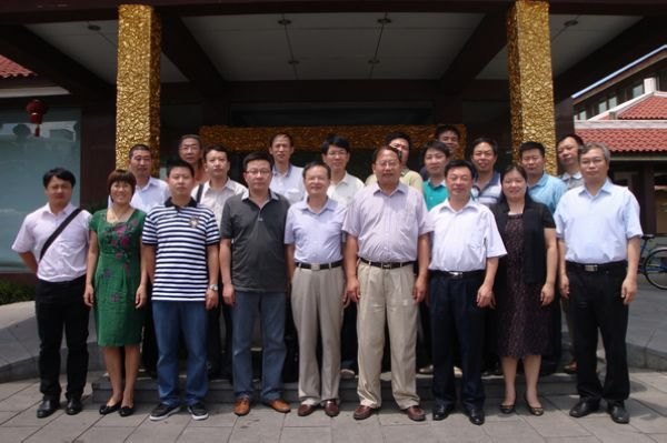 校領導率團考察浙江嘉興學院