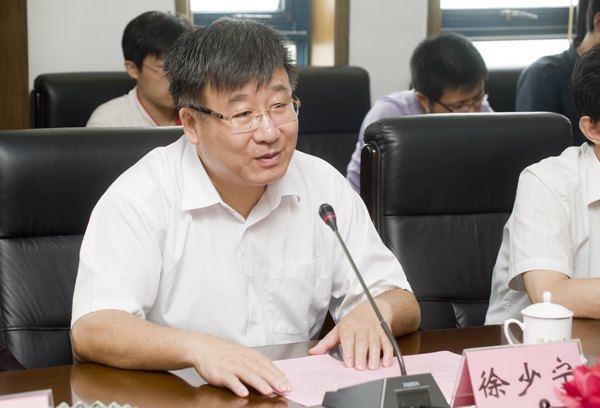 煙臺大學(xué)與煙臺市農(nóng)業(yè)科學(xué)研究院簽訂全面合作協(xié)議