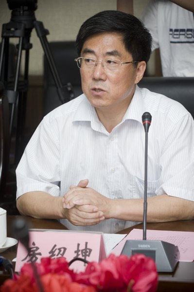 煙臺大學(xué)與煙臺市農(nóng)業(yè)科學(xué)研究院簽訂全面合作協(xié)議