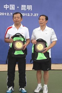 程新校長獲全國高校“校長杯”網球賽冠軍