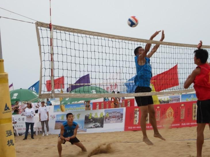 魯東大學(xué)代表隊(duì)在第八屆中國(guó)大學(xué)生沙灘排球錦標(biāo)賽中獲佳績(jī)