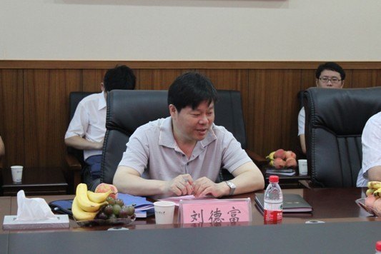 “計算機應用型人才校企協同培養與實踐”教學成果順利通過省級鑒定