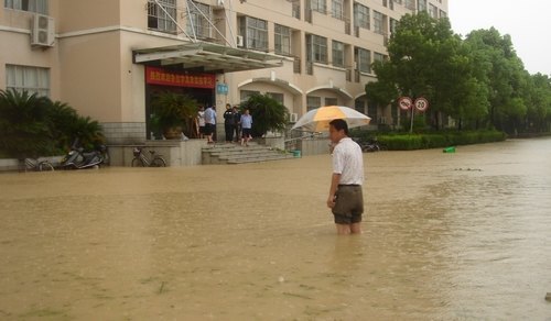 學校緊急部署防臺后續工作