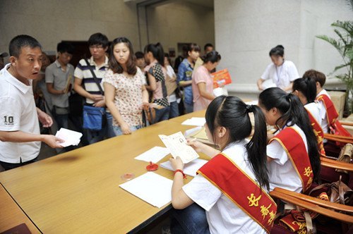 長春建筑學院喜迎2012級省內新生