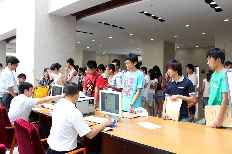 長春建筑學院喜迎2012級省內新生