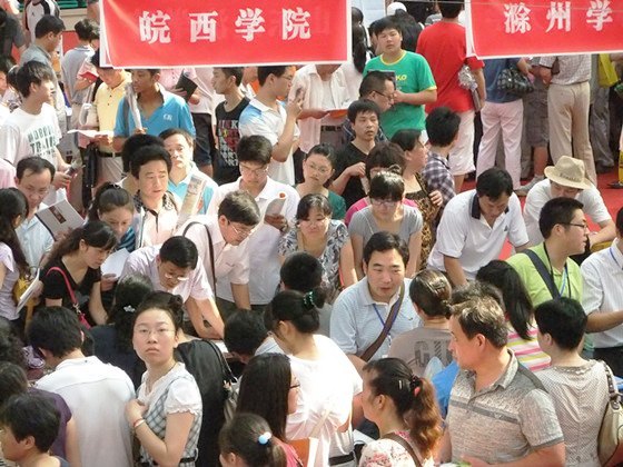 【視頻】皖西學院2012年高招錄取工作順利結束