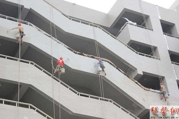 【圖片新聞】“脫胎換骨”中的南藝校園