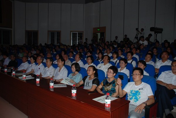 “藝海中華情”兩岸民族音樂會在濰坊學院舉行