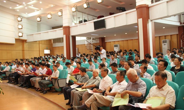 f(xi)ͬ(chung)  dW(xu)ԺČÿƼ(hu)h¡_