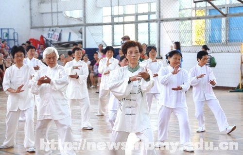 全國(guó)民族高校高教競(jìng)速邀請(qǐng)賽在湖北民族學(xué)院舉行