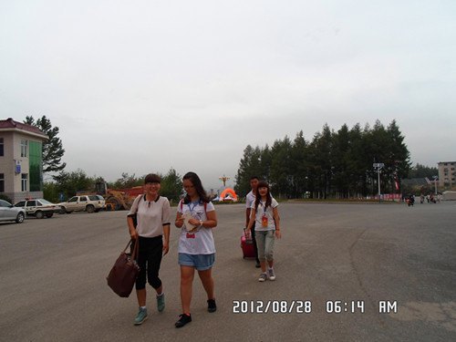 通化師范學院喜迎2012級新生入學報到