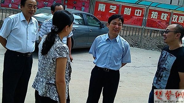 附中新生報到工作圓滿結束 副院長張策華親臨指導