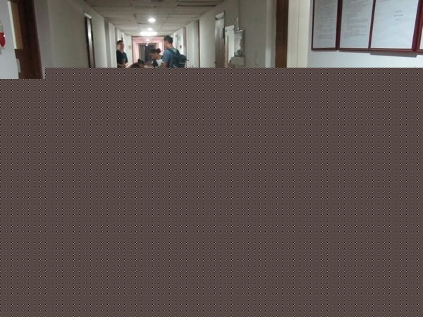 附中新生報到工作圓滿結束 副院長張策華親臨指導