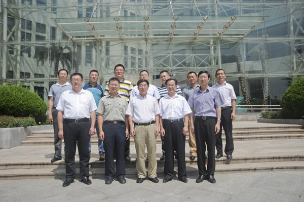 威海校友會來校拜訪母校領導