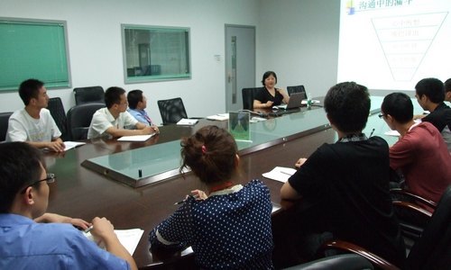 【豐湖黨旗紅】電子科學(xué)系組織黨員到企業(yè)開展黨建交流活動