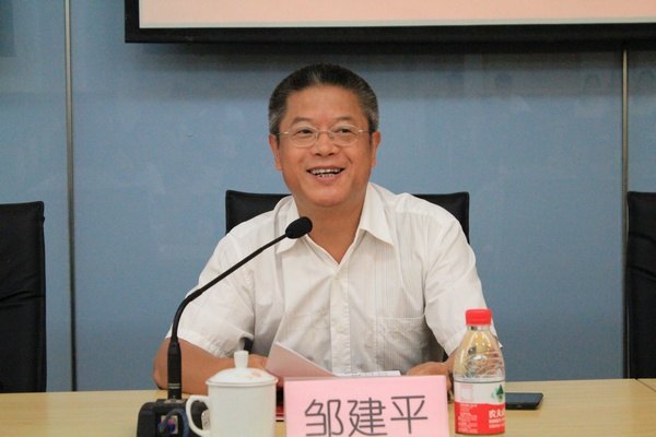 南京藝術(shù)學(xué)院對(duì)2012年新進(jìn)教職工進(jìn)行集中培訓(xùn)