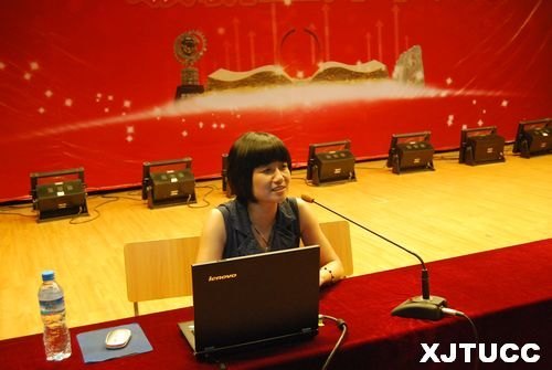 西安交大城市學院舉辦2012級新生入學教育系列報告會