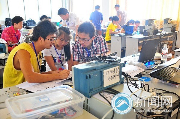 湖南省首屆大學生電子設計競賽(TI杯)在湖南科技大學舉行