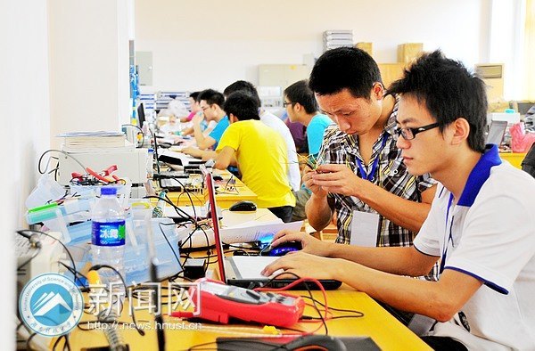 湖南省首屆大學生電子設計競賽(TI杯)在湖南科技大學舉行