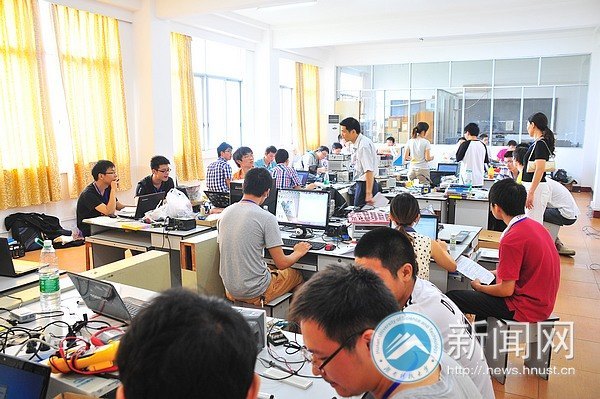 湖南省首屆大學生電子設計競賽(TI杯)在湖南科技大學舉行