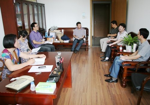 潘璋德書記開學視察椒江校區