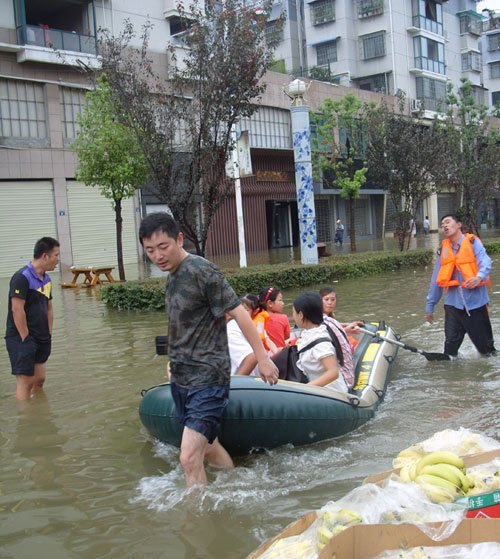 景德鎮陶瓷學院林洋老師搶險救人事跡廣受媒體關注