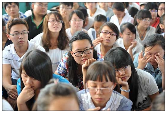 晉中學(xué)院召開(kāi)入駐新校區(qū)文明建設(shè)千人動(dòng)員大會(huì)