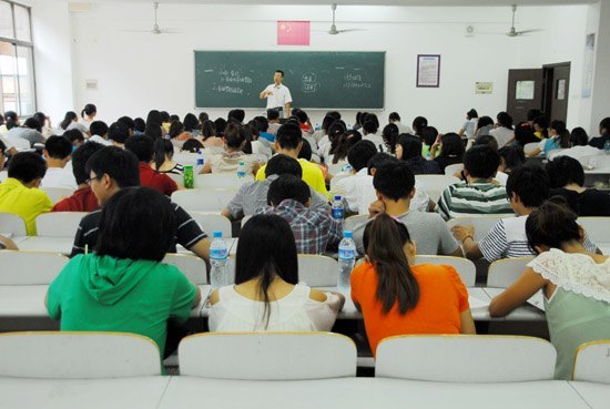 新學期開學工作井然有序