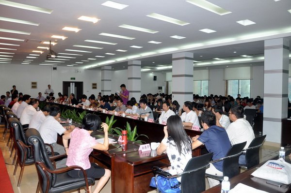 三明學(xué)院隆重召開(kāi)2012年赴臺(tái)學(xué)生歡送座談會(huì)