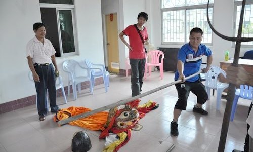 【豐湖黨旗紅】美術系學生黨員到小金口深入調研麒麟文化