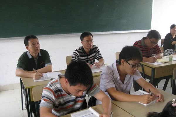 校領導深入化學與生物工程學院課堂聽課