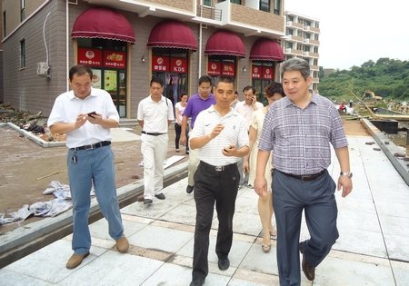 臺州學院開展“食品安全大整治百日活動”專項檢查