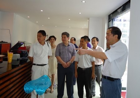 臺州學院開展“食品安全大整治百日活動”專項檢查