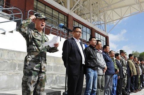 長春建筑學(xué)院2012級新生軍訓(xùn)開營儀式