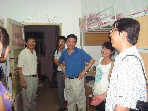 緣聚生工院 情溢宿舍間