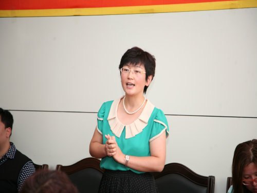 通化師范學院隆重舉辦慶祝教師節座談會