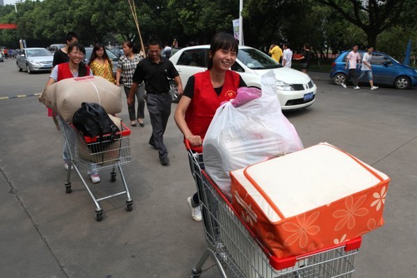 金秋送爽 喜迎八方學(xué)子——新同學(xué) 你們終于來(lái)啦