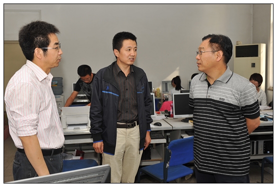 孫建中院長看望全國大學生數學建模競賽學生