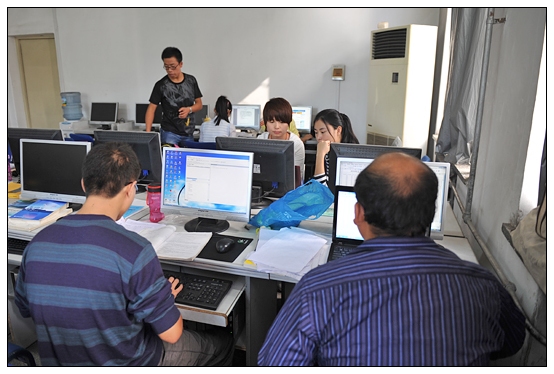 孫建中院長看望全國大學生數學建模競賽學生