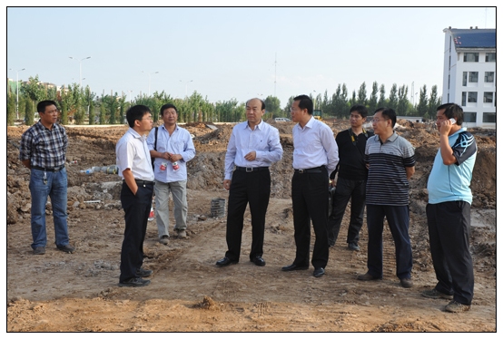 教育廳副廳長(zhǎng)王李金來晉中學(xué)院新校區(qū)視察工作