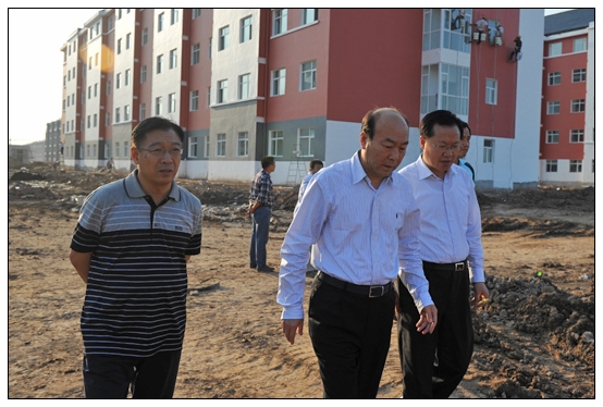 教育廳副廳長(zhǎng)王李金來晉中學(xué)院新校區(qū)視察工作