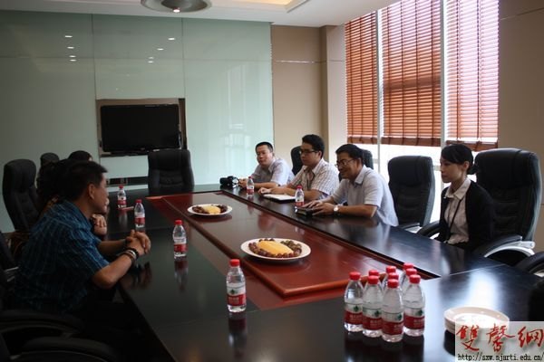 高職學院暑期回訪畢業生 推進就業實習基地建設