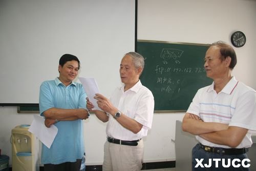 西安交大城市學院學生參加2012年全國大學生數學建模競賽