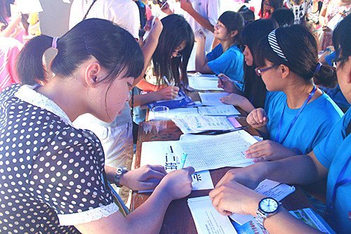 2012級新生報到第一天 滿懷期待踏上人生新征程