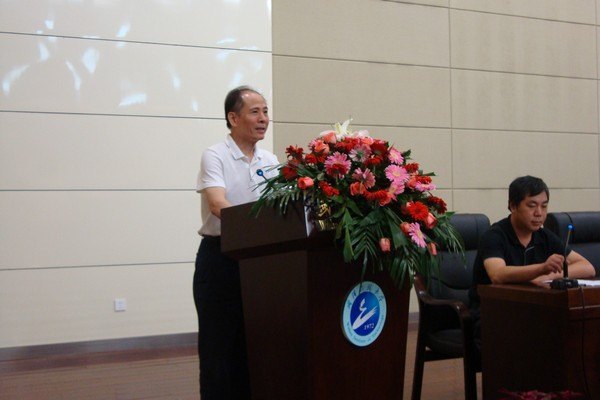 武漢工程大學(xué)隆重舉行2012級碩士研究生開學(xué)典禮