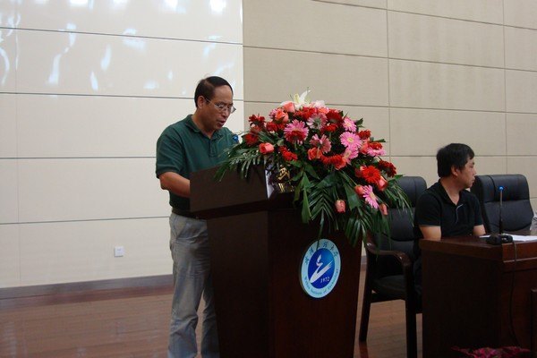 武漢工程大學(xué)隆重舉行2012級碩士研究生開學(xué)典禮