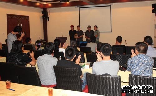 建筑工程學院成功協辦高校設計師交流會