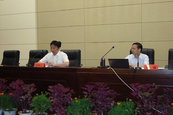 學(xué)校舉行2012級研究生科學(xué)道德與學(xué)風(fēng)建設(shè)教育宣講報告會