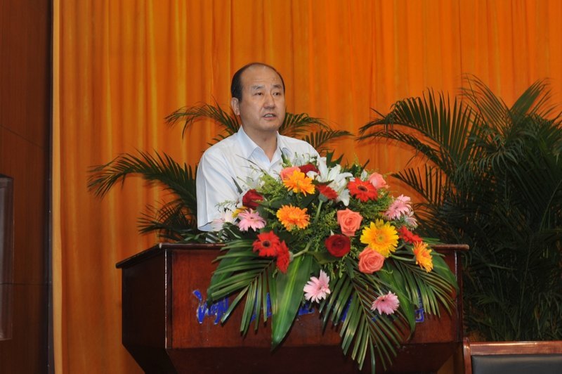 湖北工業大學隆重召開慶祝教師節暨表彰大會