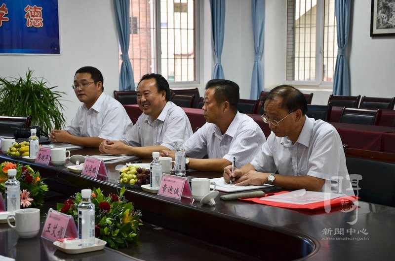 貴州民族大學人文科技學院領導來重大城科考察交流